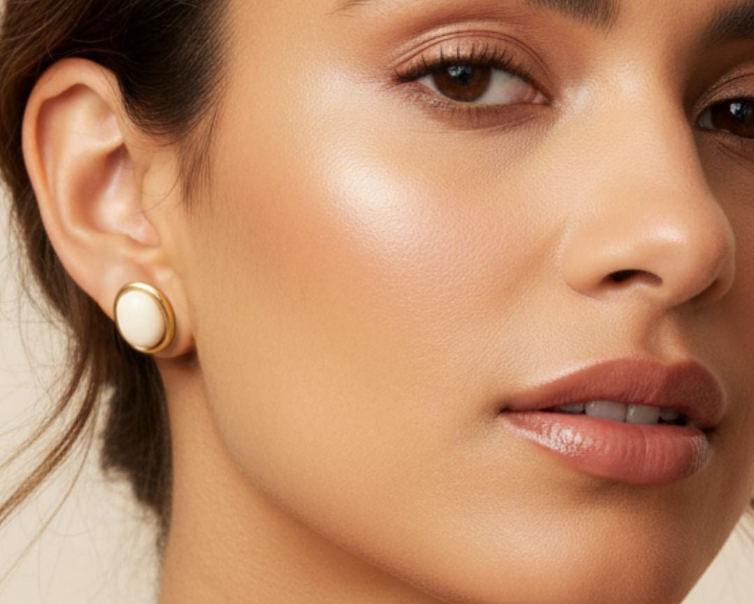 The Beacon Studs (Small / Gold)